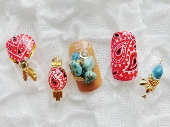 ネイリシャス(NAILICIOUS)/天然石・ペイズリーネイル