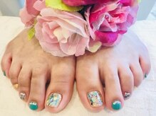 ブリエカドー(Briller Cadeau)/シェル埋込ネイル（フット）