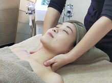 サロン エクリゼ(salon Ecrisee)の雰囲気（最新マシンによるこだわりのフェイシャル。毛穴ケア＆肩こり改善）