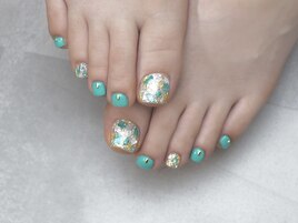 シェルフットネイル