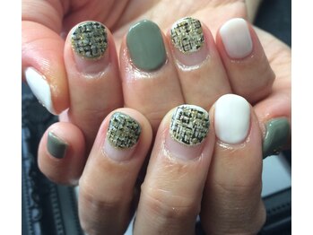 リエル(Riel)/カーキツイードネイル☆新規6980