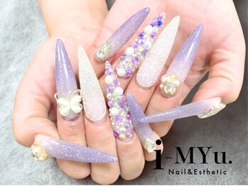 イミュー(i-MYu)の写真/《コンプレックス解消◎》“美しさ×可愛さ”自然な長さ出しで爪を綺麗に魅せる♪縦長美爪で満足度＊