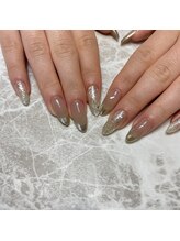 ビビ(VIVI)/デザインネイル