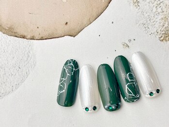 手書きフラワーネイル