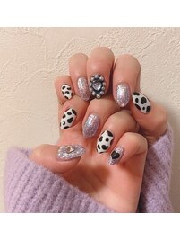 うしがらネイル