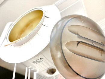 ビューティーラボ 尼崎店(Beauty labo)の写真/敏感肌の方にも◎【Nuclare/ヌクレールフェイシャルWAX】お顔の産毛を取り除き触り心地抜群の艶肌に♪