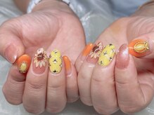 ツィンクルネイル(Twinkle Nail)の雰囲気（パーツの種類豊富★キラキラビジューアート）