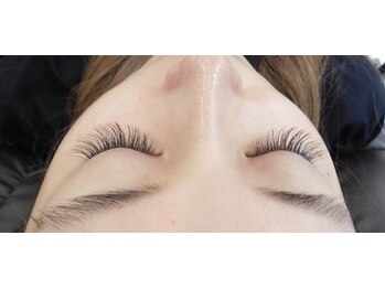 モアロ(MOARO)/まつげパーマ・美眉スタイリング