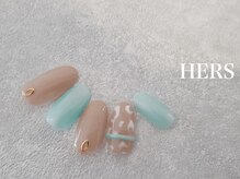 ハーズ(HERS)/HAND シンプルアート￥7,500