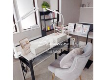 店内はモノトーンの落ち着いた雰囲気です★