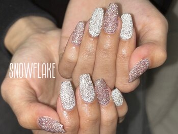 スノーフレーク(Snowflake)/フラッシュネイル¥7000