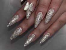ホランイネイル(HORANGI NAIL)/ラメふりかけ施術+長さ出し