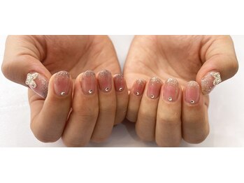 チークネイル×ラメグラ