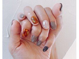 ～カジュアルべっ甲ネイル～
