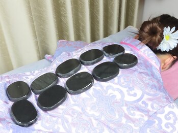 足楽園/<整体もホットストーン>