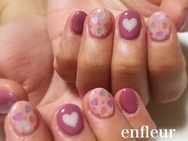 ハートいっぱい☆ネイル