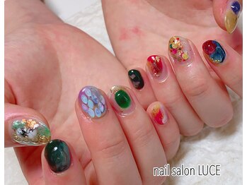 ルーチェ(LUCE)/水彩画風ニュアンスネイル