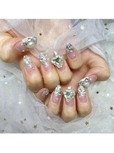 クイーンズビューティーサロン 歌舞伎町店(Queen's beauty salon)/大人気キラキラネイル