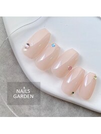 ビジューネイル