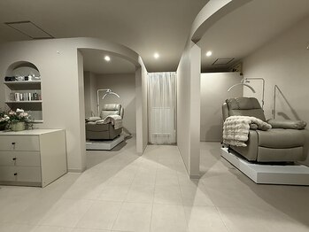 シア(SHEA.)の写真/貴方だけの空間で贅沢な時間を!ゆったりしたい大人女子専用salon♪丁寧なカウンセリングで仕上がり満足度◎