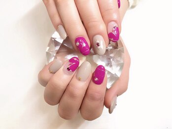 ココロバ ネイルアンドビューティーサロン(COCOLOBA)/ハートネイル♪