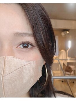 ナーズ アイラッシュ アンド アイブロウ バイ メディカルサロン(NAZ)/大人上品なマツエク。