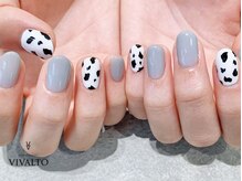 ワールド ビューティ ヴィヴァルト 宝塚店(WORLD BEAUTY VIVALTO)/牛柄ネイル/アニマル柄ネイル