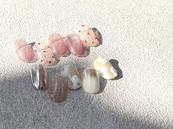 テテ 梅田店(tete)の写真/【ニュアンスデザインコース(オフ込)¥6300/サンプルの色変更OK】オシャレ女子の心をくすぐるデザインが多数