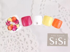 【FOOT】手描きフラワーネイル★