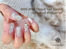 ネイル エミュスト(Nail Emuest)