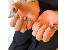 モナ(Mona)の雰囲気(20種類のデザインから選べる定額デザイン*。色、配置変更可◎)