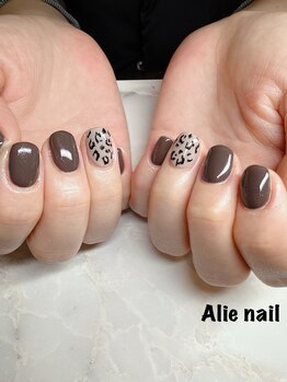 アリーネイル(Alie nail)/