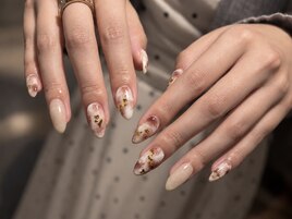 ニュアンス　マグネットネイル