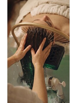 テラ(TERRA)の写真/【極上のヘッドスパ体験】こだわりのハーブを使用＆ウェットヘッドスパ専門店で癒しのひととき…♪