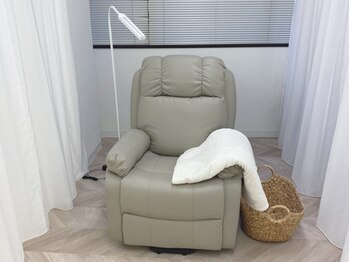 ウェルアイ 博多(well eye)の写真/―『メンズ限定』アイブロウ―〈WAXスタイリング＋こめかみWAX〉メンズのお客様増加中!!キリっと美眉に◆