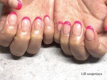 リブ 三軒茶屋(LiB)/蛍光色フレンチ