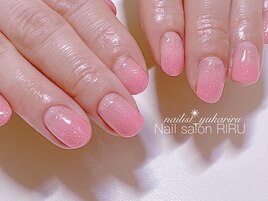 キラキラグラデーションネイル