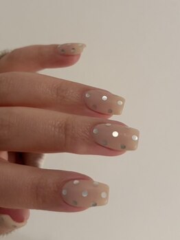 ソワール ユヌ(soir -une-)の写真/<20時まで営業★ドリンクサービス充実◎>お仕事帰り、ふかふかリクライニングチェアでゆったりネイル♪