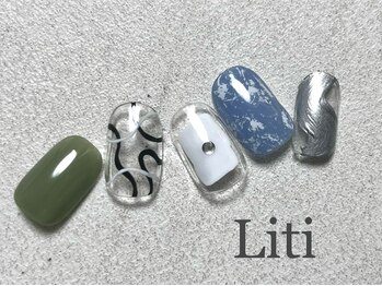 リティ(Liti)/No.133 シンプル 個性派ネイル