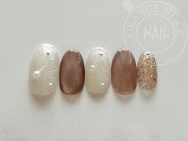 うねうねネイルホワイトオーロラ