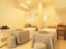 ナリスビューティー アンド ヘルス/2名同時可能