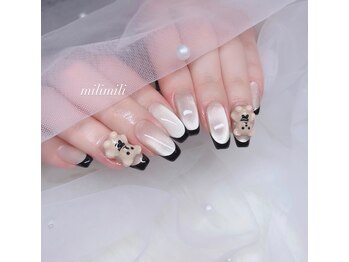 ミリミリ 本店(milimili)/黒フレンチ×くま