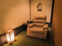 草臥(くたびれ)の雰囲気(#ヘッドスパ#整体#不眠#自律神経#肩こり頭痛#眼精疲労)