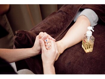 ほぐし手 横浜東口店/リフレで疲れを解消！