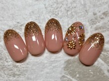 ネイルサロン ウノ 湘南平塚(UNO)/スタッズ　フラワー