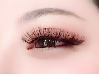 リラ(le'ra)/存在感のある目元＊