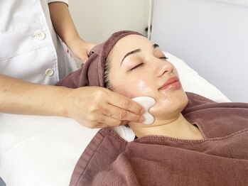 ヴァカンス 梅田阪急17番街店(VACANCES)/7_2)かっさでリンパの流れ促進◎