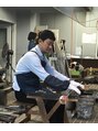 匠の手 松本駅前本院&nbsp;ガラス瓶を作成しています