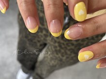 アトリエシロップネイル(Atelier Syrup nail)/黄色で大人可愛く♪