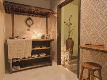 タイ空/異国感のある玄関でお出迎え♪